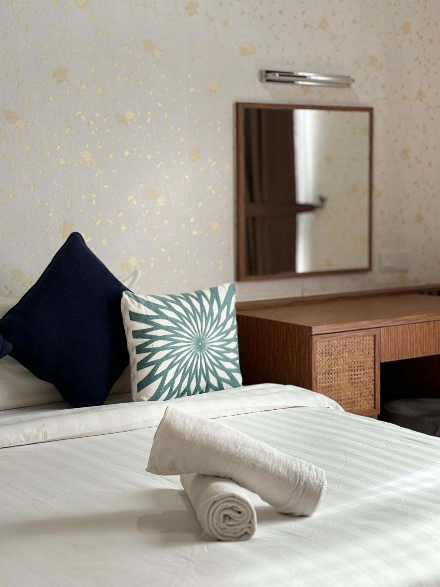 2Br Premium Suites Troika Kota Bharu By Aghome Bagian luar foto