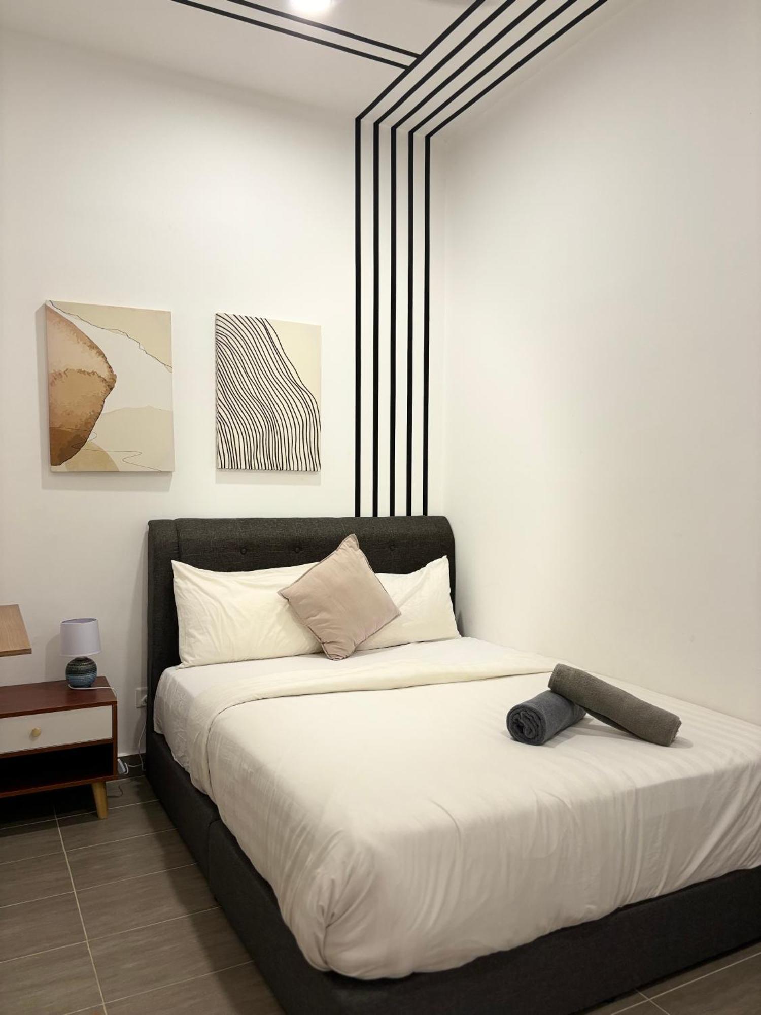 2Br Premium Suites Troika Kota Bharu By Aghome Bagian luar foto