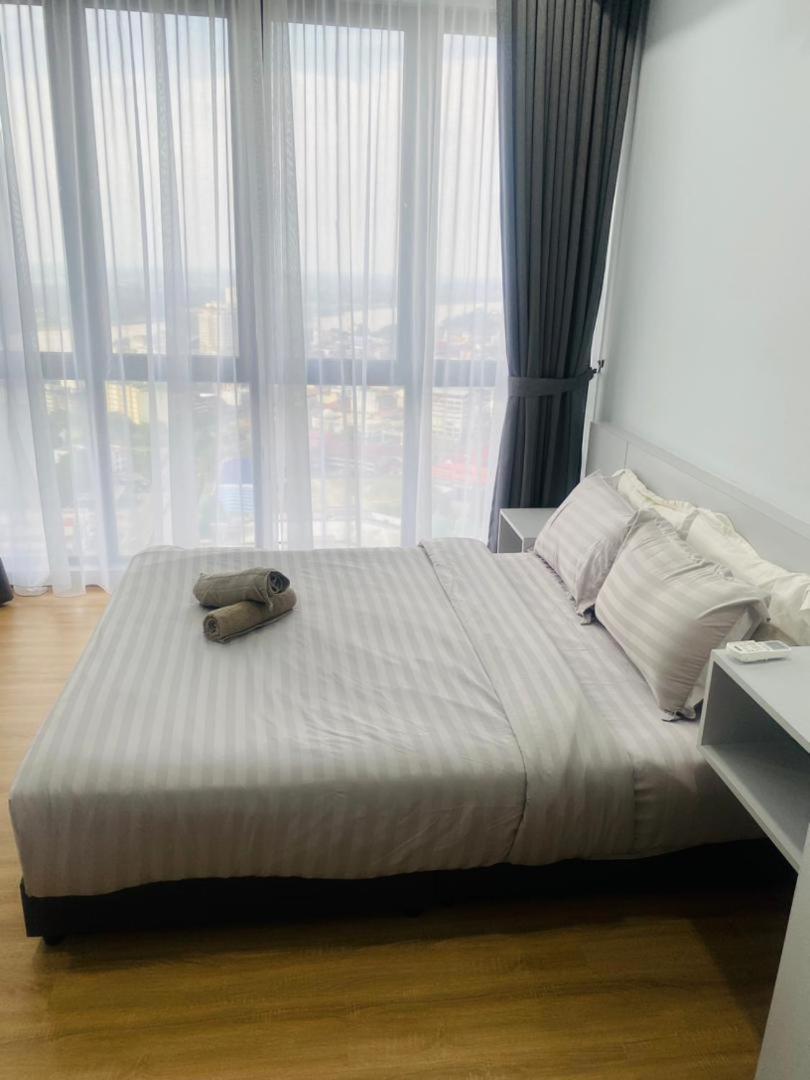 2Br Premium Suites Troika Kota Bharu By Aghome Bagian luar foto